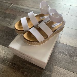 Steve Madden kimmie white